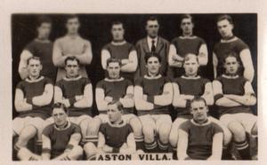 1922-23 Pluck Famous Football Teams #5 Aston Villa Front