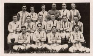 1922-23 Pluck Famous Football Teams #7 West Bromwich Albion Front