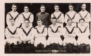 1922-23 Pluck Famous Football Teams #12 Manchester United Front