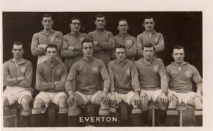 1922-23 Pluck Famous Football Teams #18 Everton Front