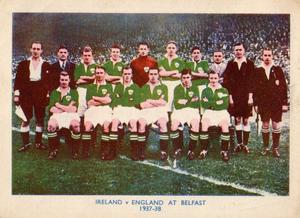 1938 Shermans Pools Searchlight on Famous Teams #NNO Ireland Front