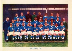 1938 Shermans Pools Searchlight on Famous Teams #NNO Millwall Front