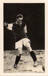 1922 The Magnet Library Football Real Photos of Famous Footballers #18 Syd Puddefoot Front