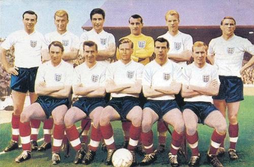 1965-66 D.C. Thomson The Hornet Top Cup Teams #NNO England Front