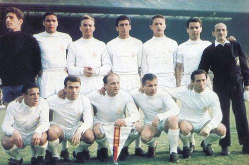1965-66 D.C. Thomson The Hornet Top Cup Teams #NNO Real Madrid Front