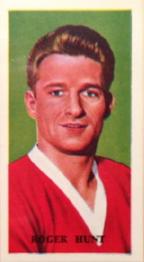 1966 Sugosa Famous Footballers #9 Roger Hunt Front