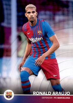 2021-22 Topps FC Barcelona #5 Ronald Araujo Front