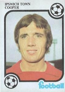 1975-76 Monty Gum Football Now #NNO Paul Cooper Front