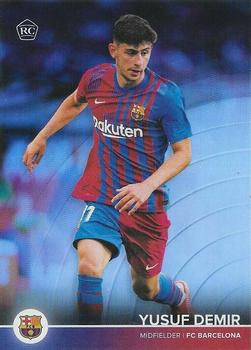 2021-22 Topps FC Barcelona - Rainbow #22 Yusuf Demir Front