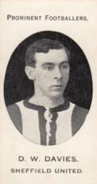 1913 Taddy & Co. Prominent Footballers Series 3 #NNO David Davies Front