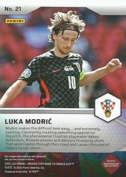 2021-22 Panini Mosaic Road to FIFA World Cup - Pitch Masters #21 Luka Modric Back
