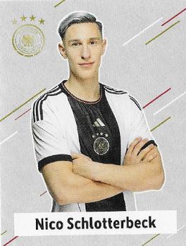 2022 Panini FIFA World Cup: Qatar 2022 Stickers DFB Team Germany - Base Gold #08 Nico Schlotterbeck Front