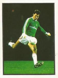 1987-88 Daily Mirror/Sunday Mirror Soccer 88 Stickers #17 Bob Bolder Front