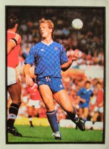 1987-88 Daily Mirror/Sunday Mirror Soccer 88 Stickers #34 Kerry Dixon Front