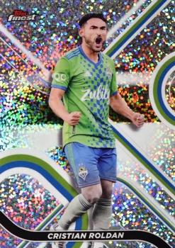 2022 Finest MLS - Speckle Refractor #27 Cristian Roldan Front