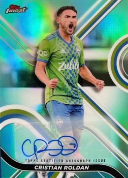 2022 Finest MLS - Base Set Autographs  Aqua #27 Cristian Roldan Front