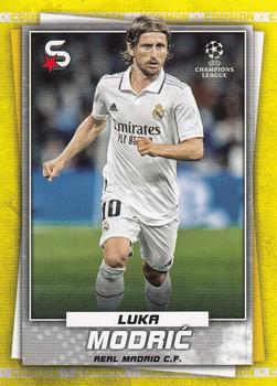 2022-23 Topps UEFA Club Competitions Superstars - Common Yellow #43 Luka Modrić Front