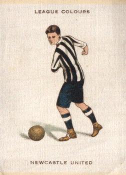 1914 Godfrey Phillips League Colours (small silks) #NNO Newcastle United Front
