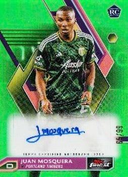 2023 Finest MLS - Base Autographs Neon Green Refractor #A-MQ Juan Mosquera Front