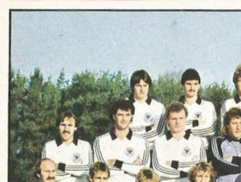 1984 Panini Euro 84 #132 Team Photo 1 Front