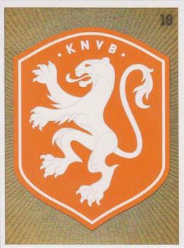 2019-20 Albert Heijn Onze Voetbal Helden #18 Badge Front
