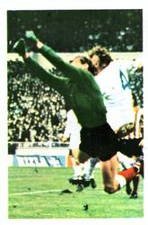 1973-74 FKS Wonderful World of Soccer Stars Stickers #D Jim Montgomery Front