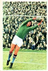 1972-73 FKS Wonderful World of Soccer Stars Stickers #169 Joe Corrigan Front