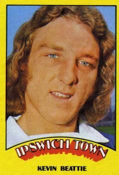 1974-75 A&BC Chewing Gum #98 Kevin Beattie Front