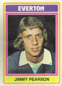 1976-77 Topps Footballer #213 Jim Pearson Front