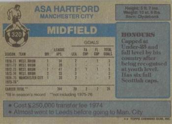 1976-77 Topps Footballer #320 Asa Hartford Back