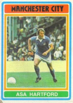 1976-77 Topps Footballer #320 Asa Hartford Front