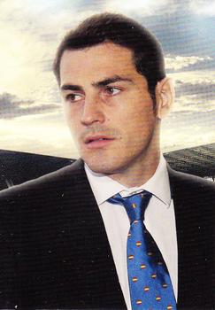 2012 Futera Unique World Football #2 Iker Casillas Front
