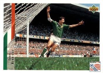 1994 Upper Deck World Cup Contenders English/Italian #174 John Aldridge Front