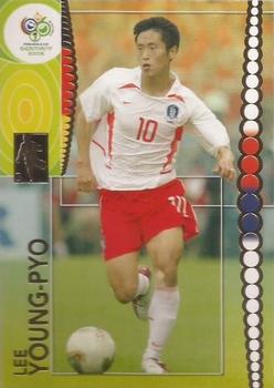 2006 Panini World Cup #138 Lee Young-Pyo Front