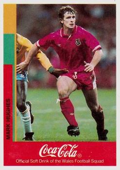 1991 Merlin Coca Cola Footballers #16 Mark Hughes Front