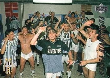 1994-95 Upper Deck Juventus FC Campione d'Italia #85 Fiesta Bianconera Front