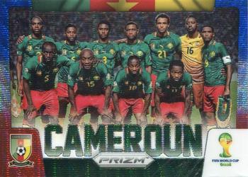 2014 Panini Prizm FIFA World Cup Brazil - Team Photos Prizms Blue and Red Blue Wave #7 Cameroun Front