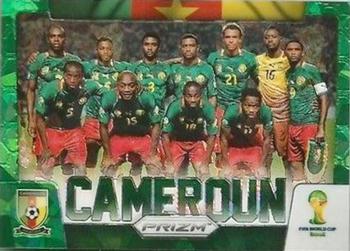 2014 Panini Prizm FIFA World Cup Brazil - Team Photos Prizms Green Crystal #7 Cameroun Front