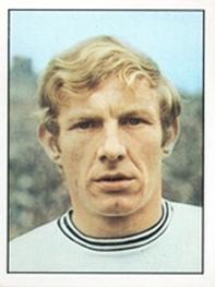 1971-72 Panini Football 72 #97 Alan Hinton Front