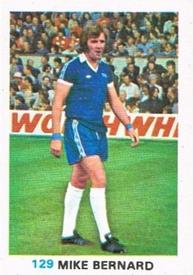 1977-78 FKS Publishers Soccer Stars #129 Mike Bernard Front