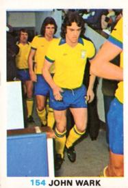 1977-78 FKS Publishers Soccer Stars #154 John Wark Front