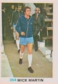 1977-78 FKS Publishers Soccer Stars #354 Mick Martin Front
