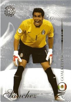 2007 Futera World Football Foil #13 Oswaldo Sanchez Front