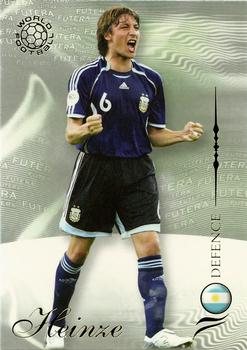 2007 Futera World Football Foil #33 Gabriel Heinze Front