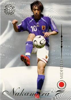 2007 Futera World Football Foil #104 Shunsuke Nakamura Front
