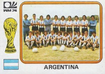 1974 Panini FIFA World Cup Munich Stickers #318 Echipa Argentina Front