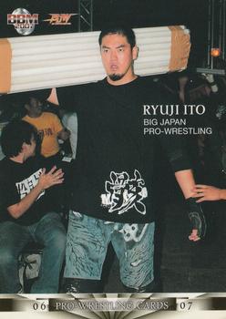 2006-07 BBM Pro Wrestling #042 Ryuji Ito Front
