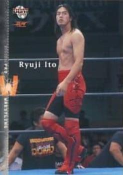 2001 BBM Pro Wrestling #135 Ryuji Ito Front