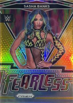 2022 Panini Prizm WWE - Fearless Gold #8 Sasha Banks Front