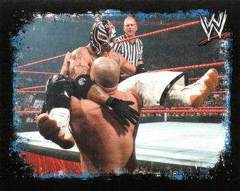 2009 Topps WWE Rivals #177 Rey Mysterio Front
